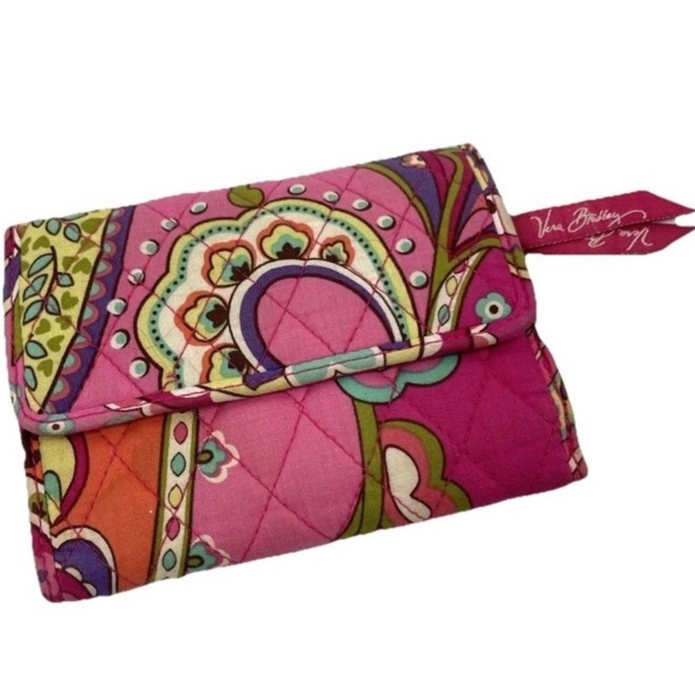 Vera Bradley Pink Swirls Retired Pattern Petite Wristlet/Wallet Trifold Quilted‎
